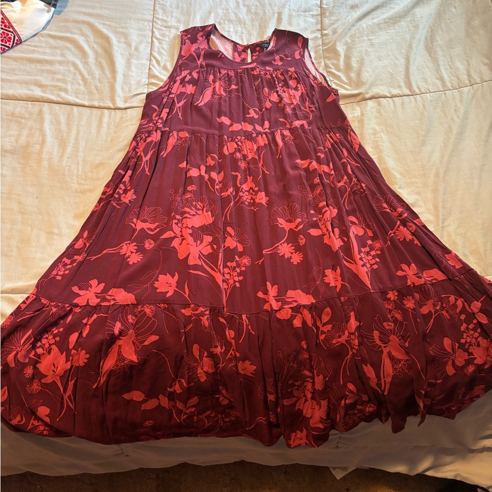 Floral Sleeveless Dress in Burgundy and Pink